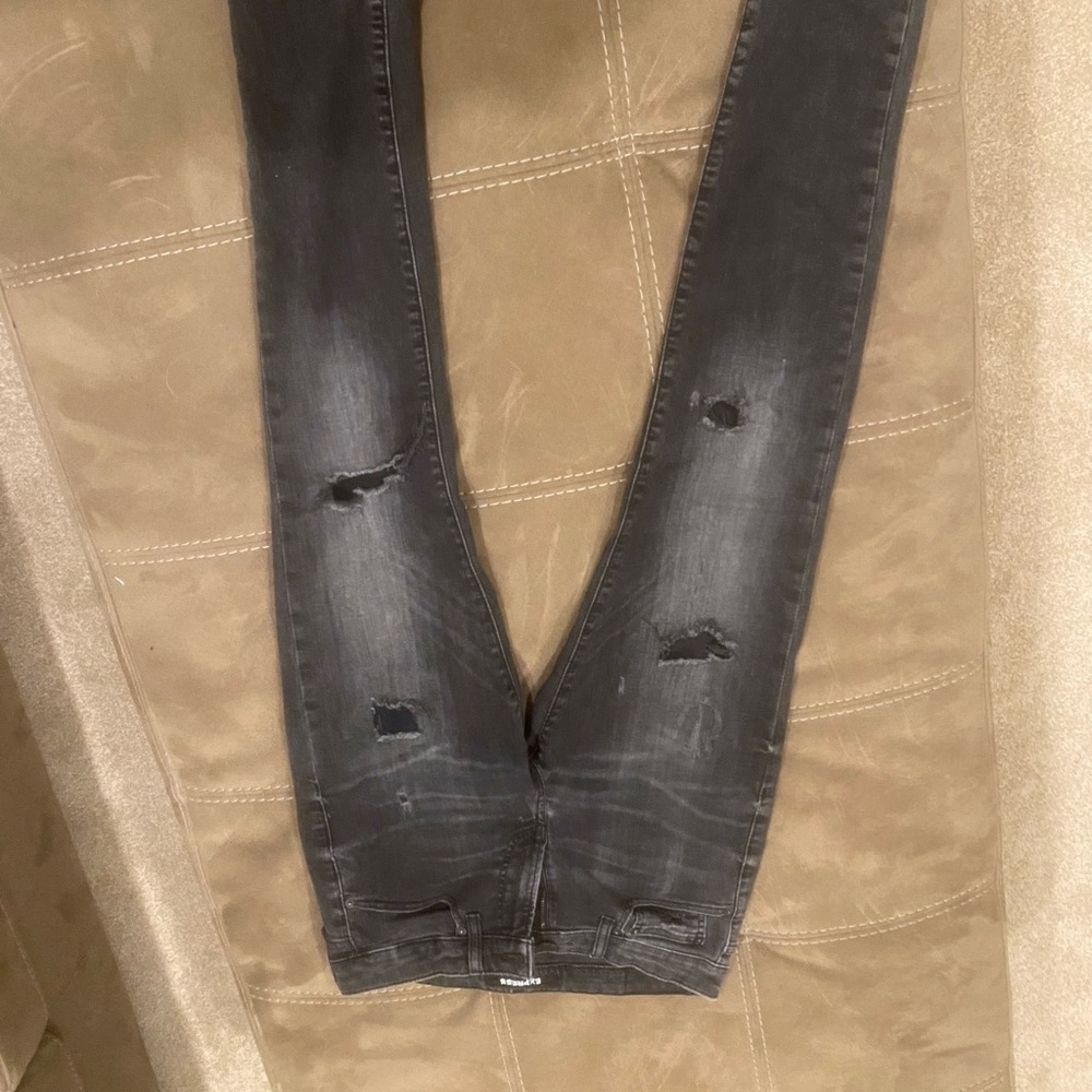 Distressed Black Skinny Jeans